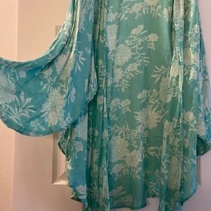 Beautiful Floral Kimono